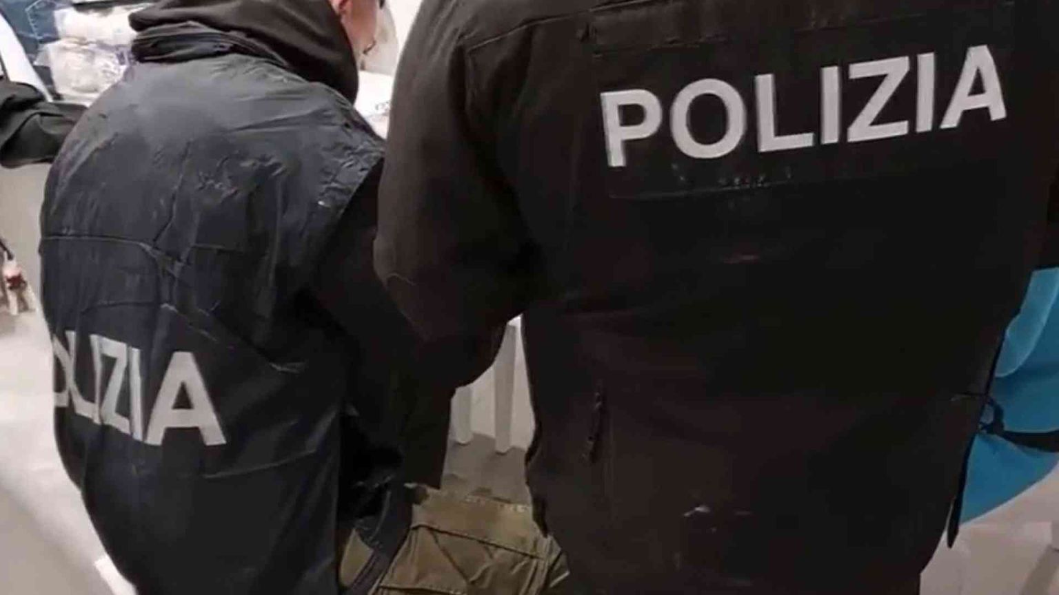 Sindaci e assessori in trincea, una minaccia ogni 28 ore