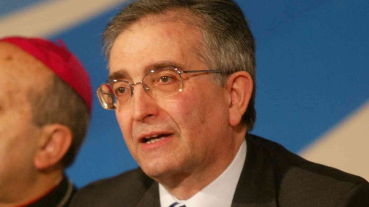 Alici: la trascendenza non può inchinarsi al politically correct