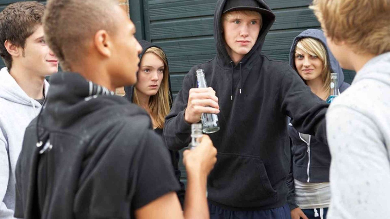 Cosa ci insegnano i reati degli adolescenti?