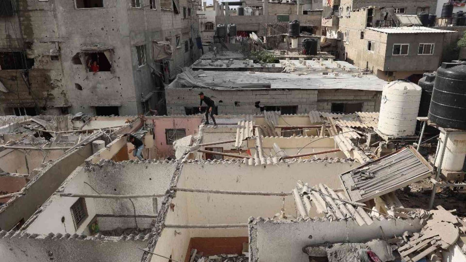 Israele controlla il valico di Rafah dal lato palestinese. Ma sarà lunga