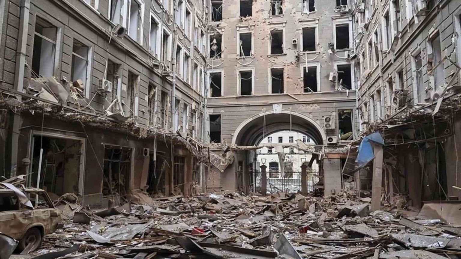 Putin attacca dal Nord e minaccia di tornare alle porte di Kiev