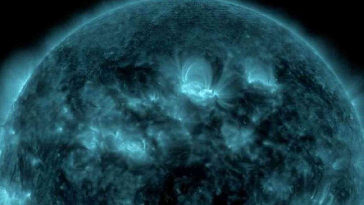 Che cos'è la tempesta solare “cannibale” che investirà la Terra