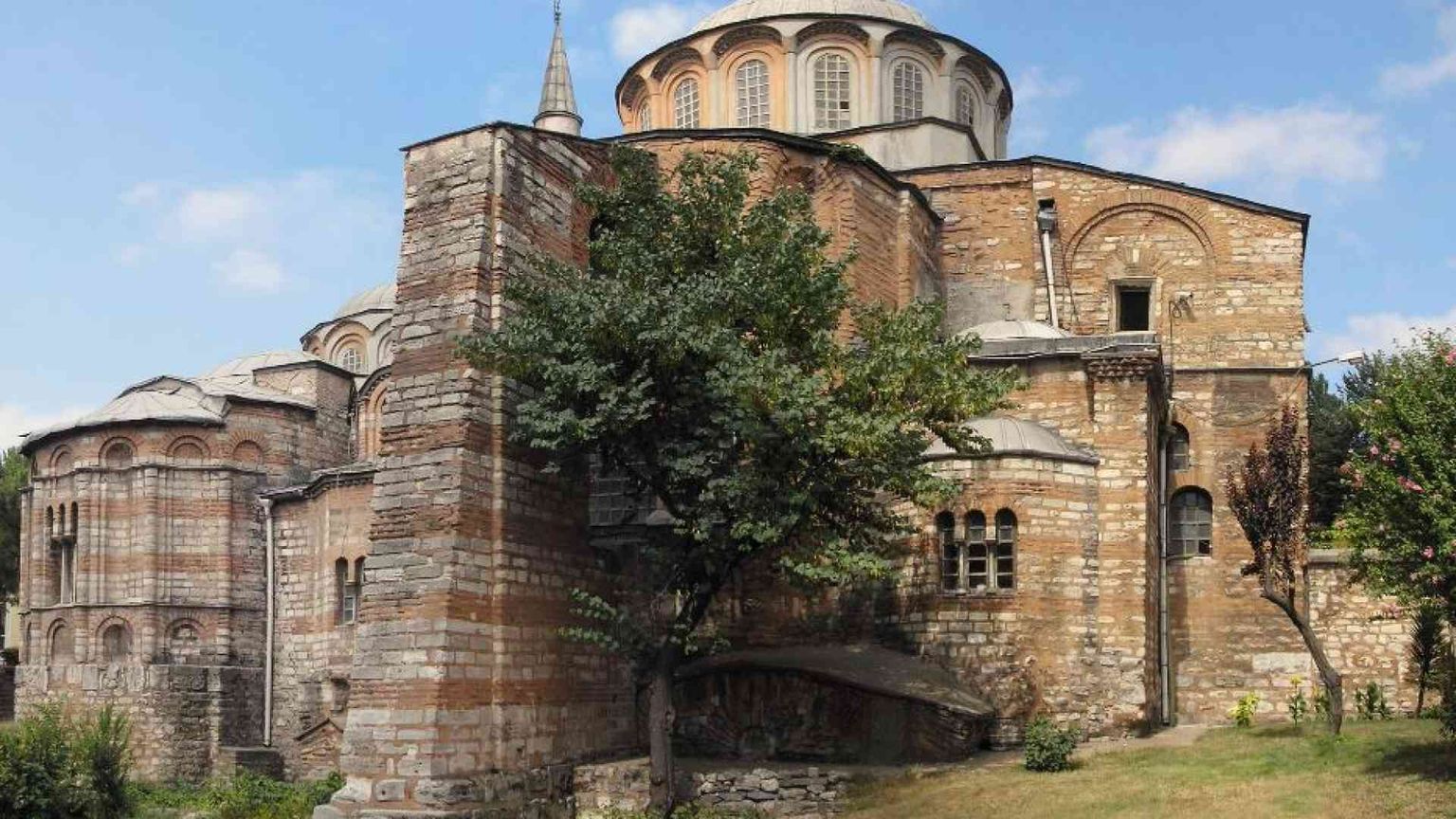 Nuovo “scippo” di Erdogan, la chiesa di San Salvatore in Chora diventa moschea