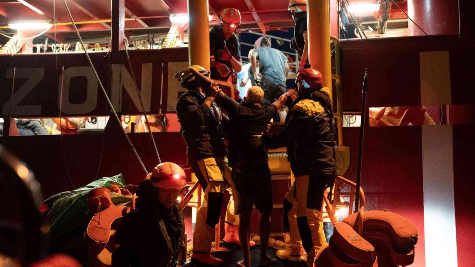 Tornano gli sbarchi in Calabria: a Roccella 173 persone in 24 ore