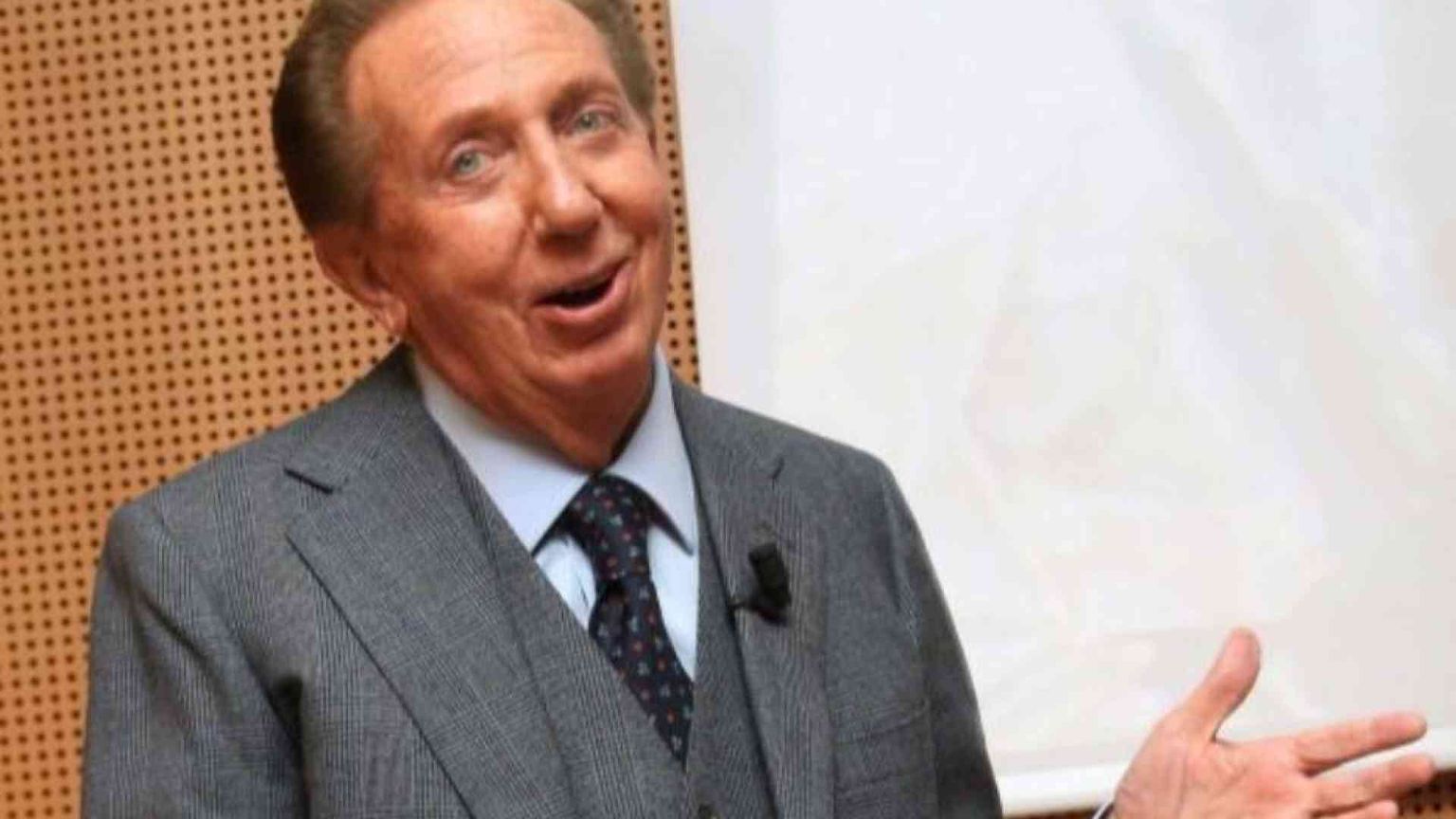 I 100 anni di Mike Bongiorno raccontati dal suo “Signor No”