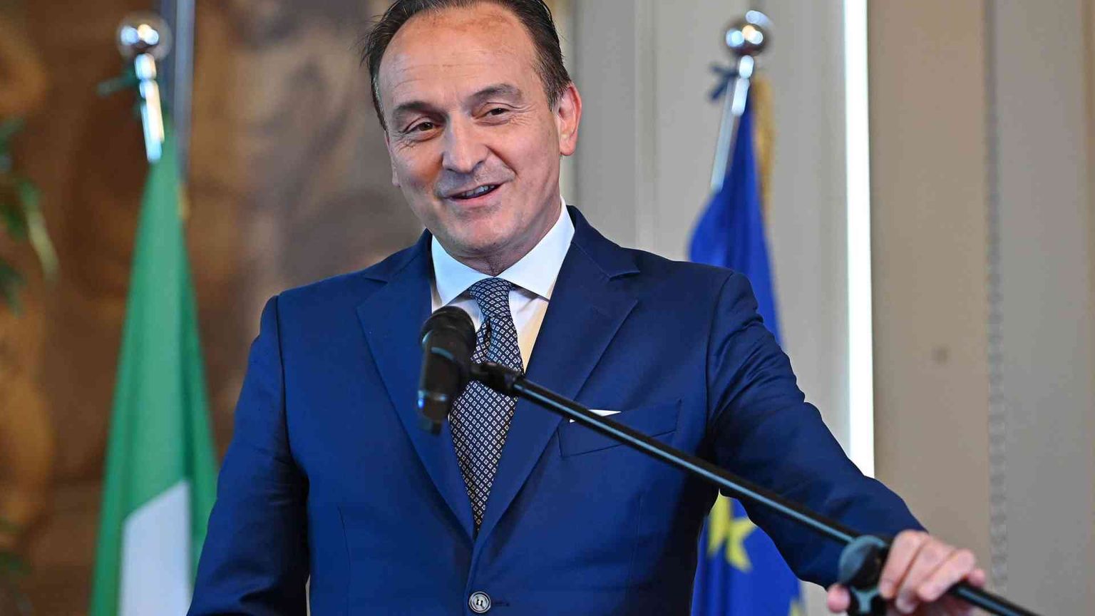 Piemonte al centrodestra, centrosinistra avanti a Bari e Firenze