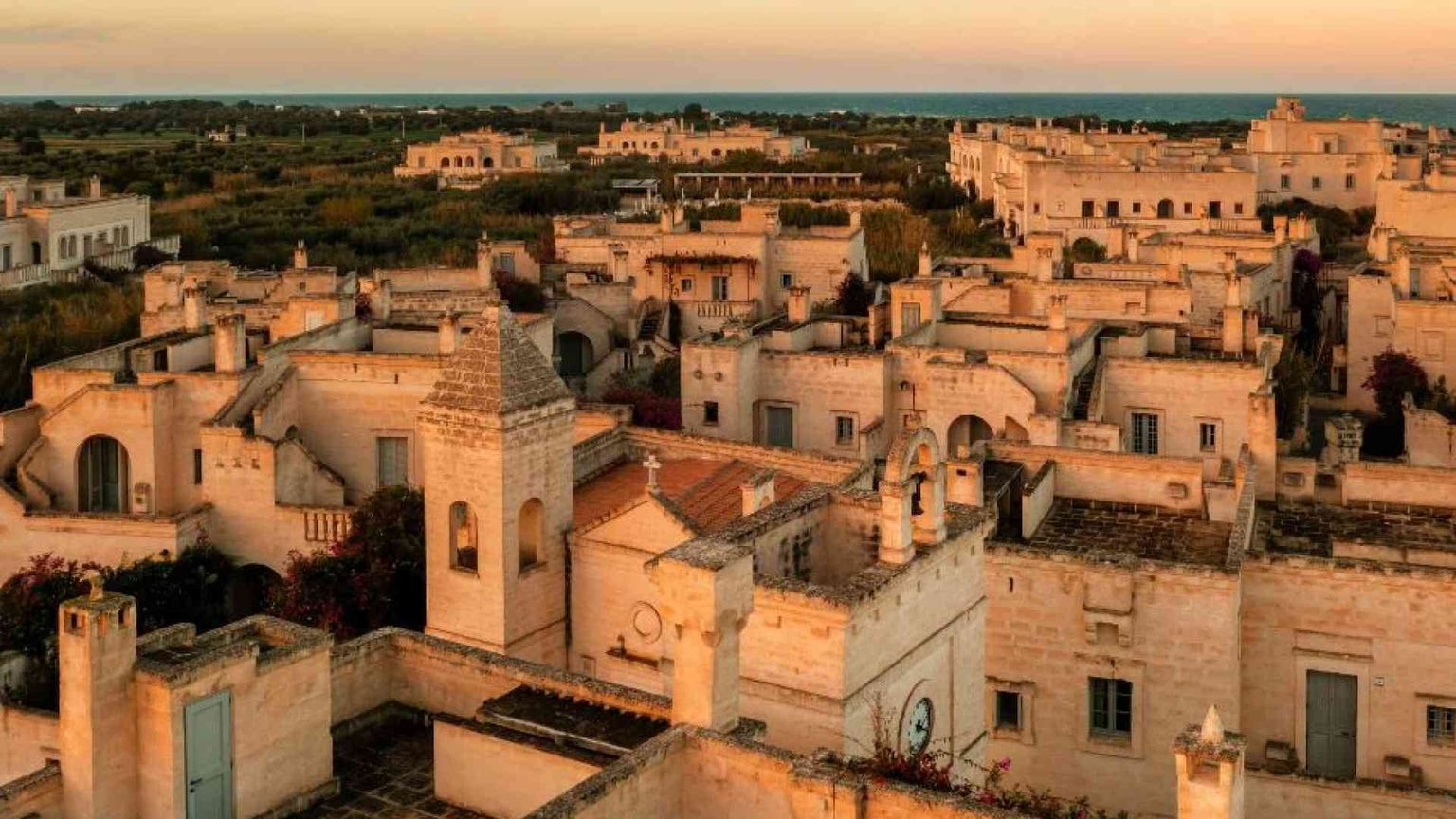 Breve storia di Borgo Egnazia, il non-luogo scelto per il G7 (ma perché?)