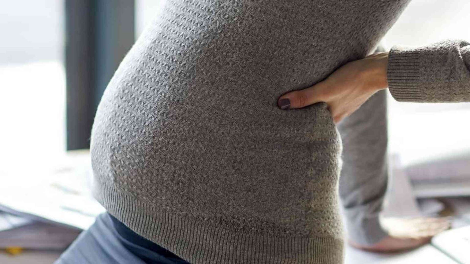 Le madri surrogate hanno il triplo di problemi gravi di salute delle altre