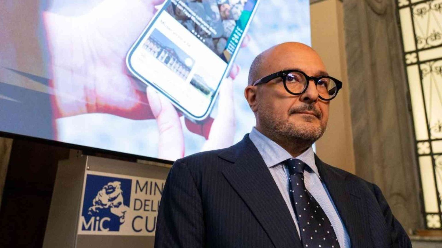 Le elezioni francesi, i giornalisti in rivolta, il ministro: Rainews è un caso