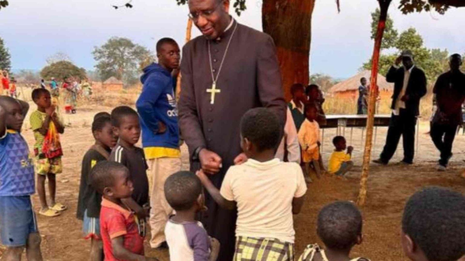 Angola, nel regno dei diamanti si muore di fame