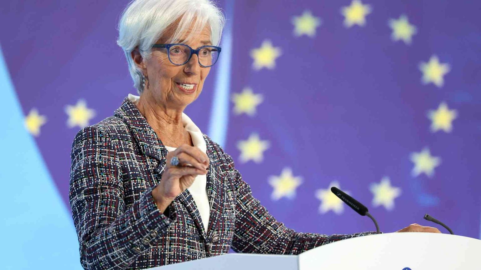 La Bce lascia i tassi invariati. Lagarde: «Per settembre è tutto aperto»