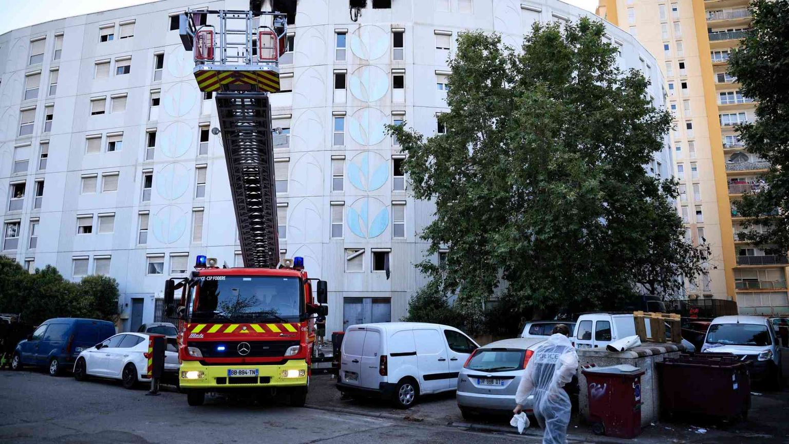 Incendio doloso in un palazzo di Nizza: morte 7 persone, 3 sono bambini