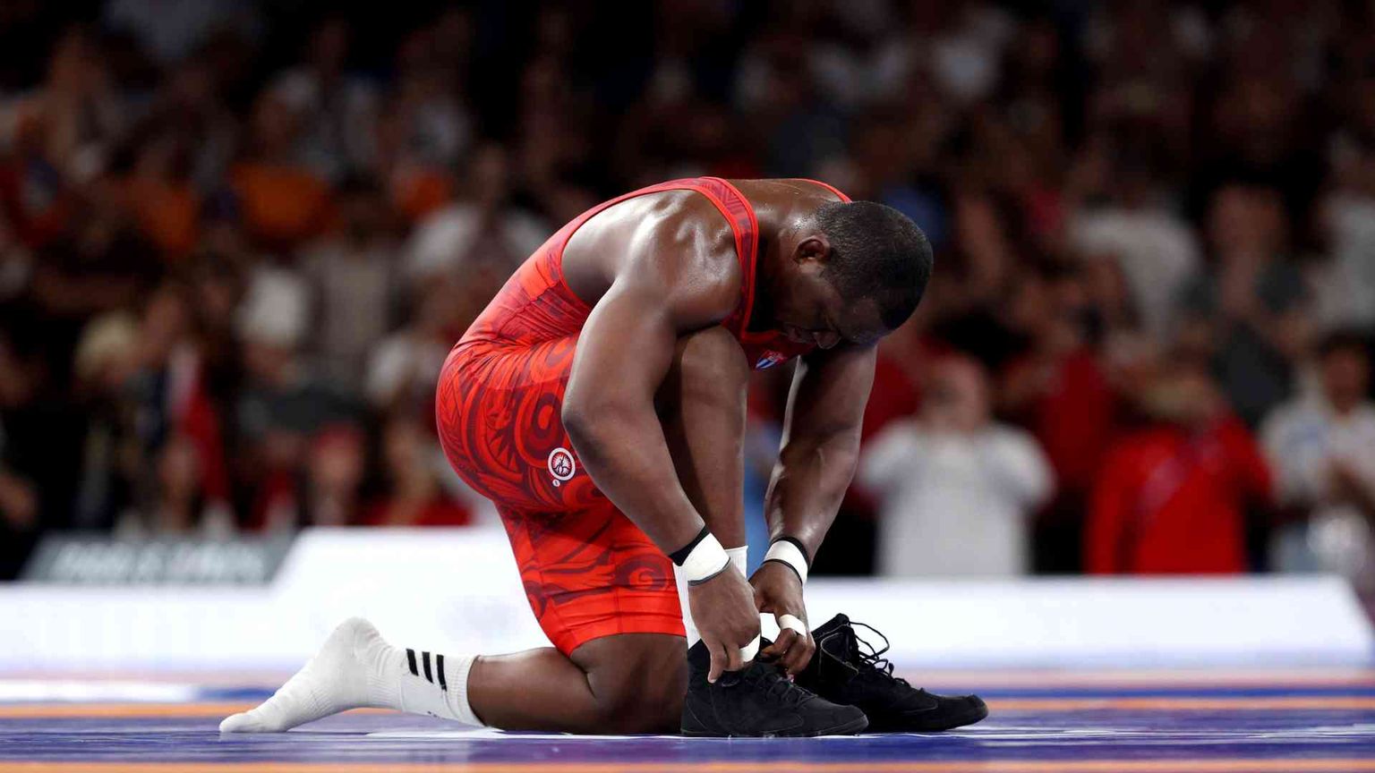 Lopez Nuñez da leggenda: vince il quinto oro e si toglie le scarpe