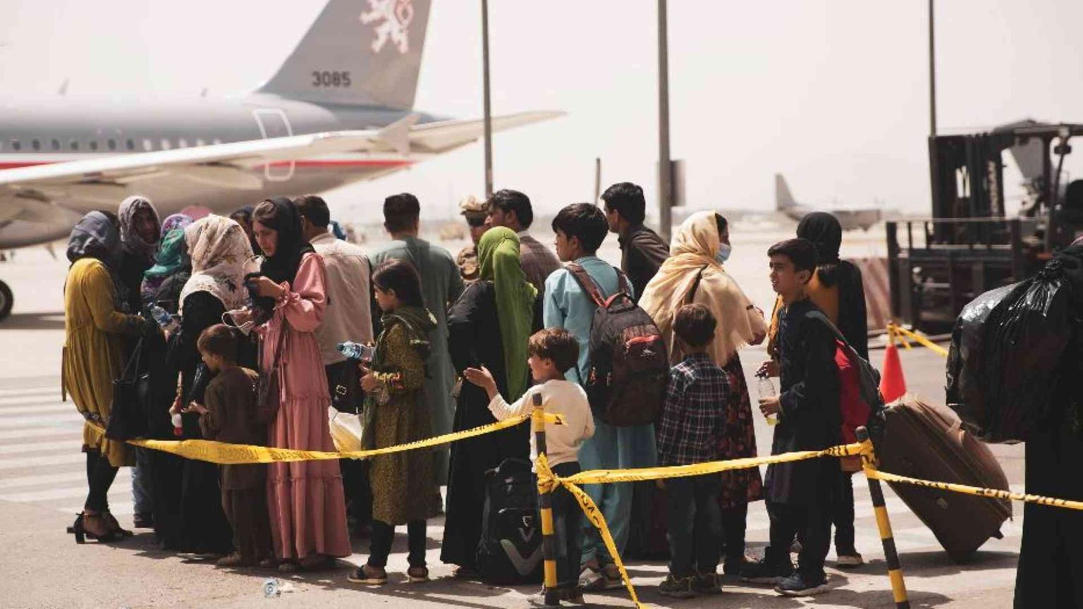 Tre anni fa la fuga da Kabul: la difficile integrazione dei profughi afghani