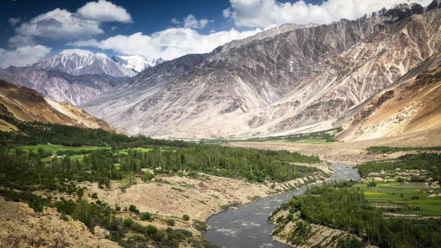 Lungo il corridoio del Wakhan, spartiacque fra più mondi