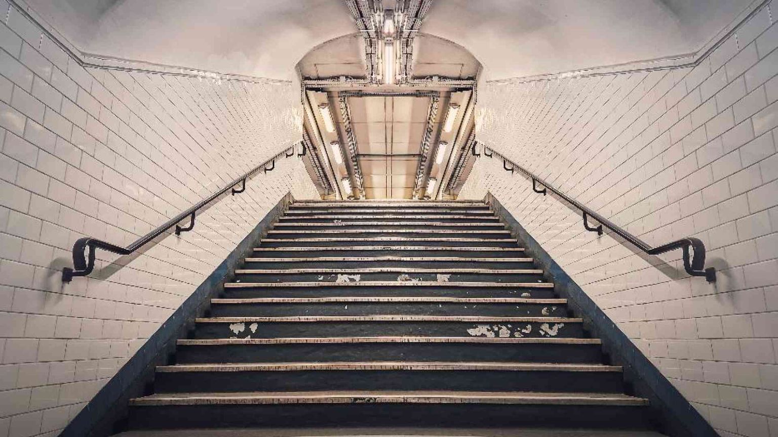 Accessibilità, nella Parigi paralimpica il metrò resta un buco nero