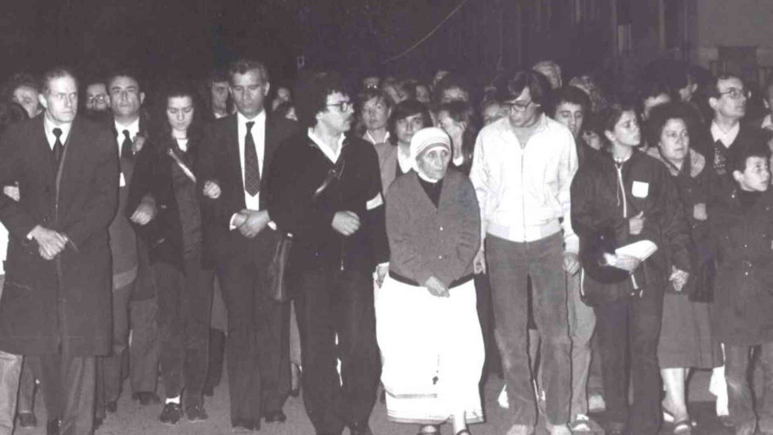 «Madre Teresa, ti affidiamo il destino del più povero tra i poveri»