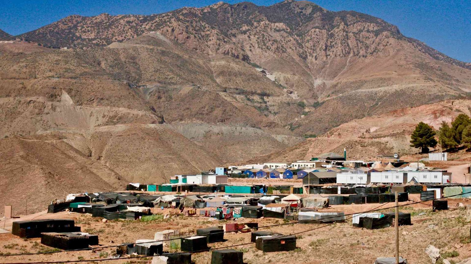 Un anno fa il terremoto in Marocco: e si vive ancora sotto le tende