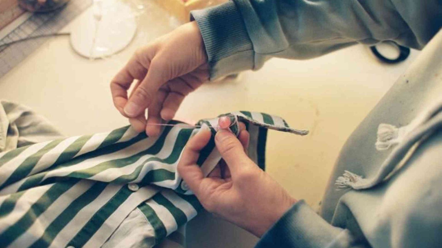 Menaboh: così ridiamo vita ai capi dismessi