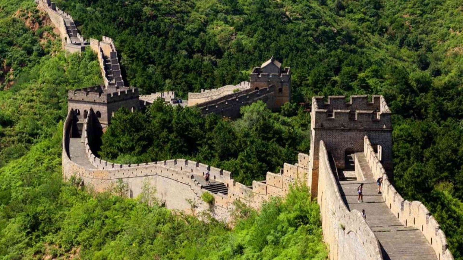 Barriere e libertà, cosa ci insegna la Grande muraglia cinese