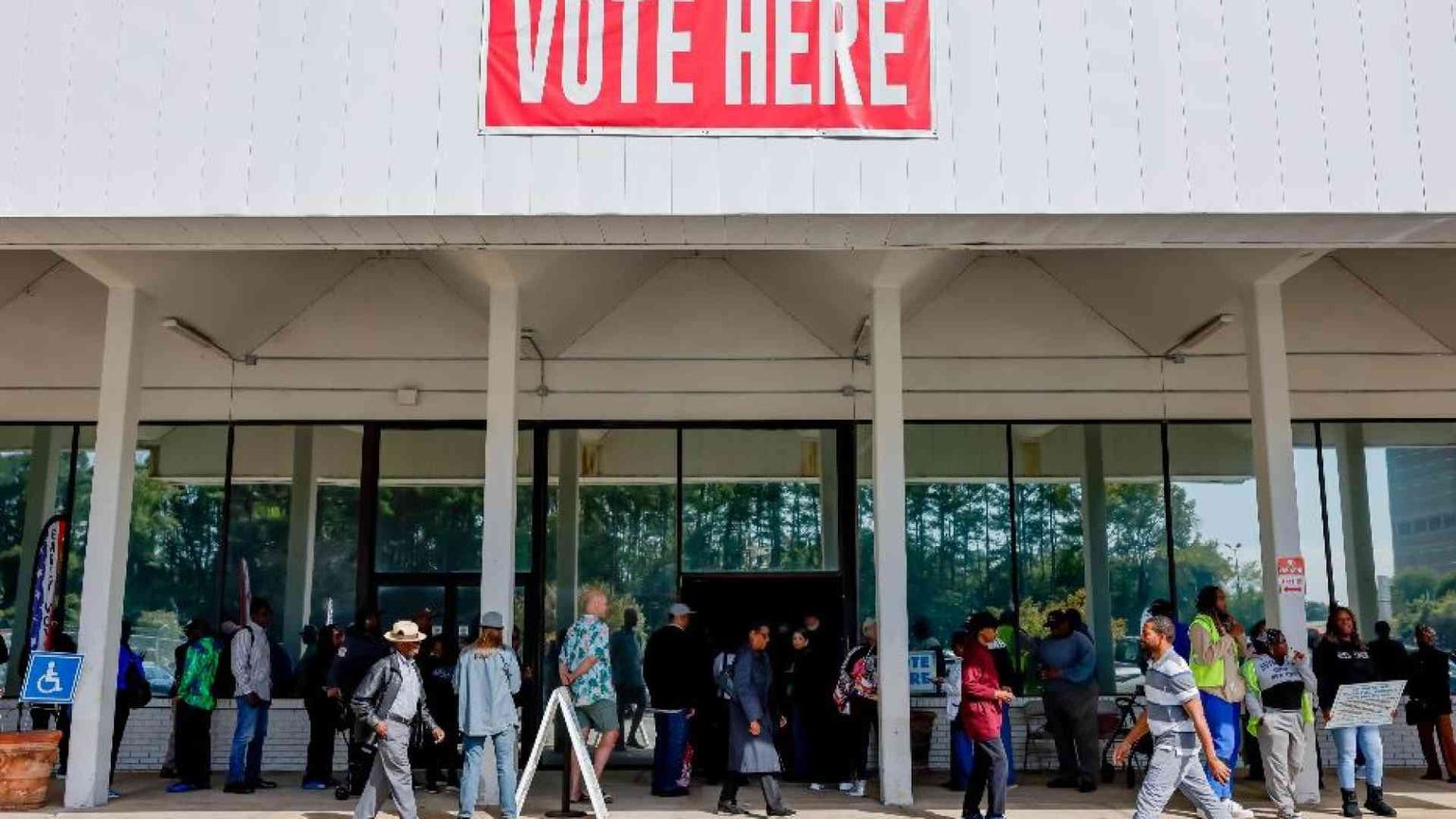 Record di affluenza al voto anticipato in Georgia