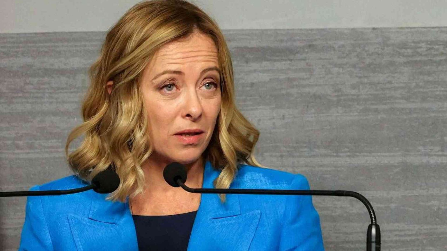 L’ira di Meloni: «Istituzioni contro di noi»