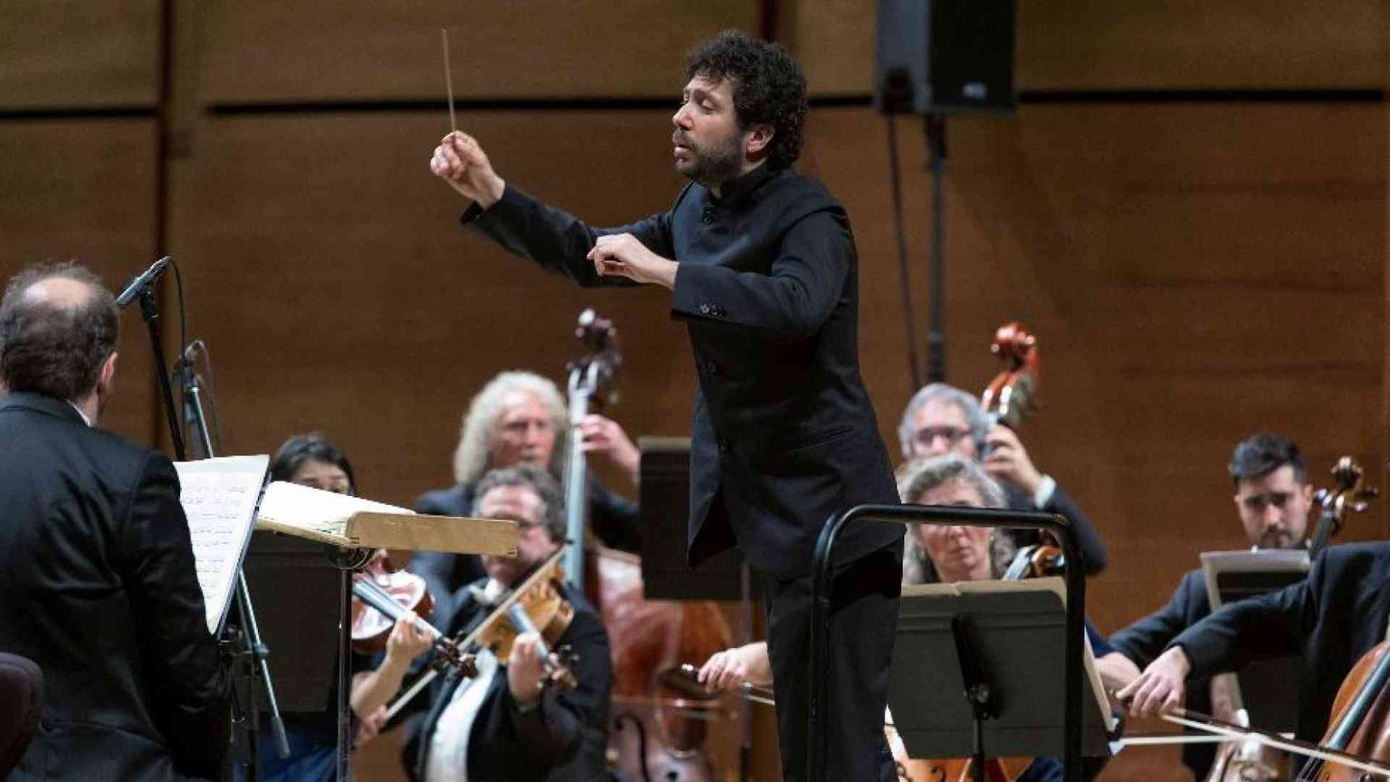 Il direttore Gamba: «Il Requiem e la Tosca, la grande musica per i giovani»