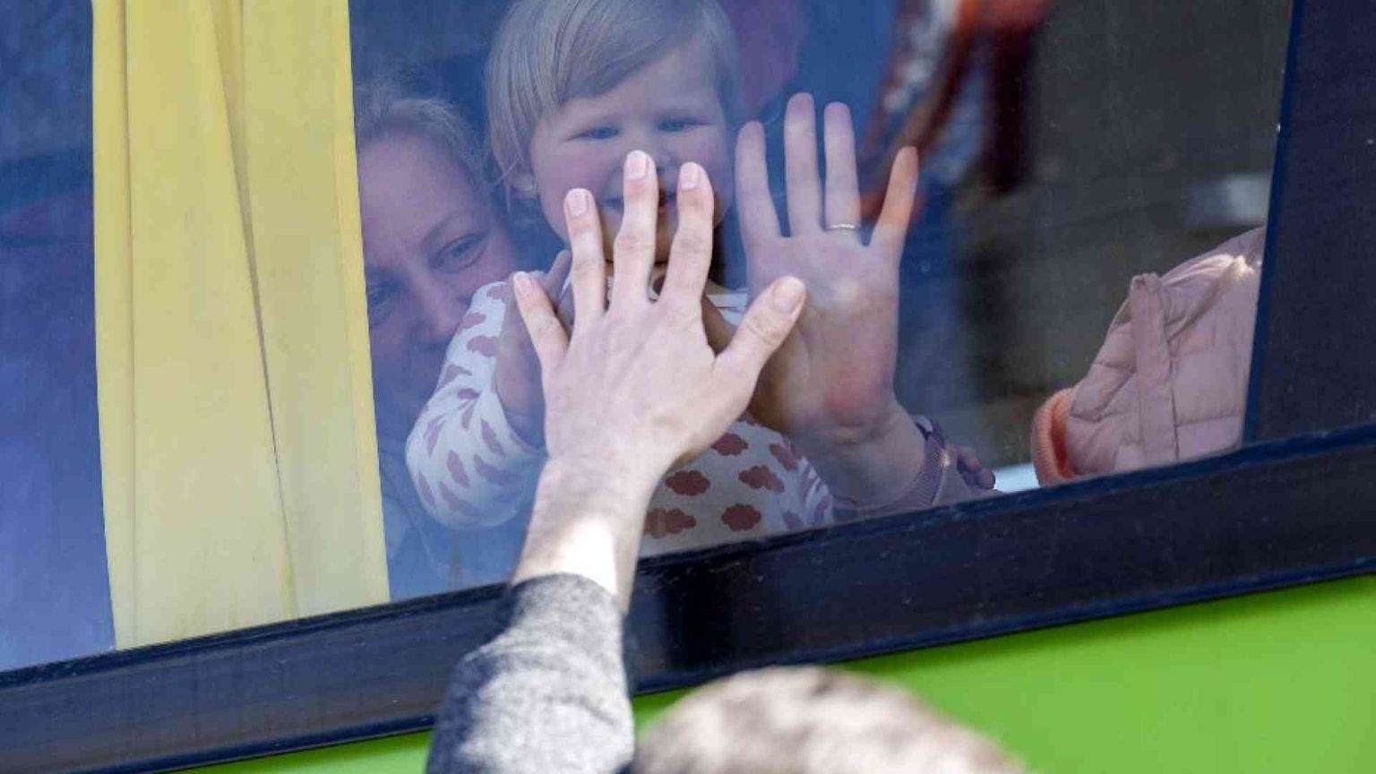 La guerra uccide anche il futuro: mai così poche nascite nel Paese