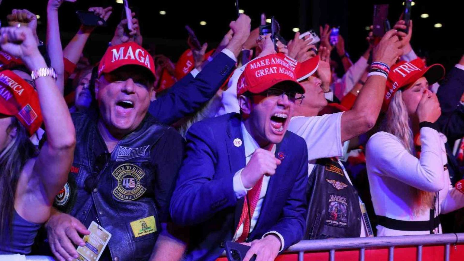 Spietato, senza mezze misure e straricco. Donald, l'uomo che cambia casacca