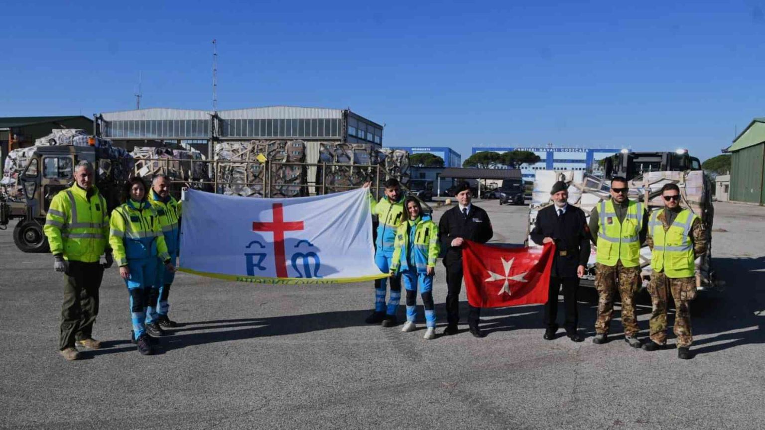 Ponte aereo per Gaza delle Misericordie e dell'Ordine di Malta