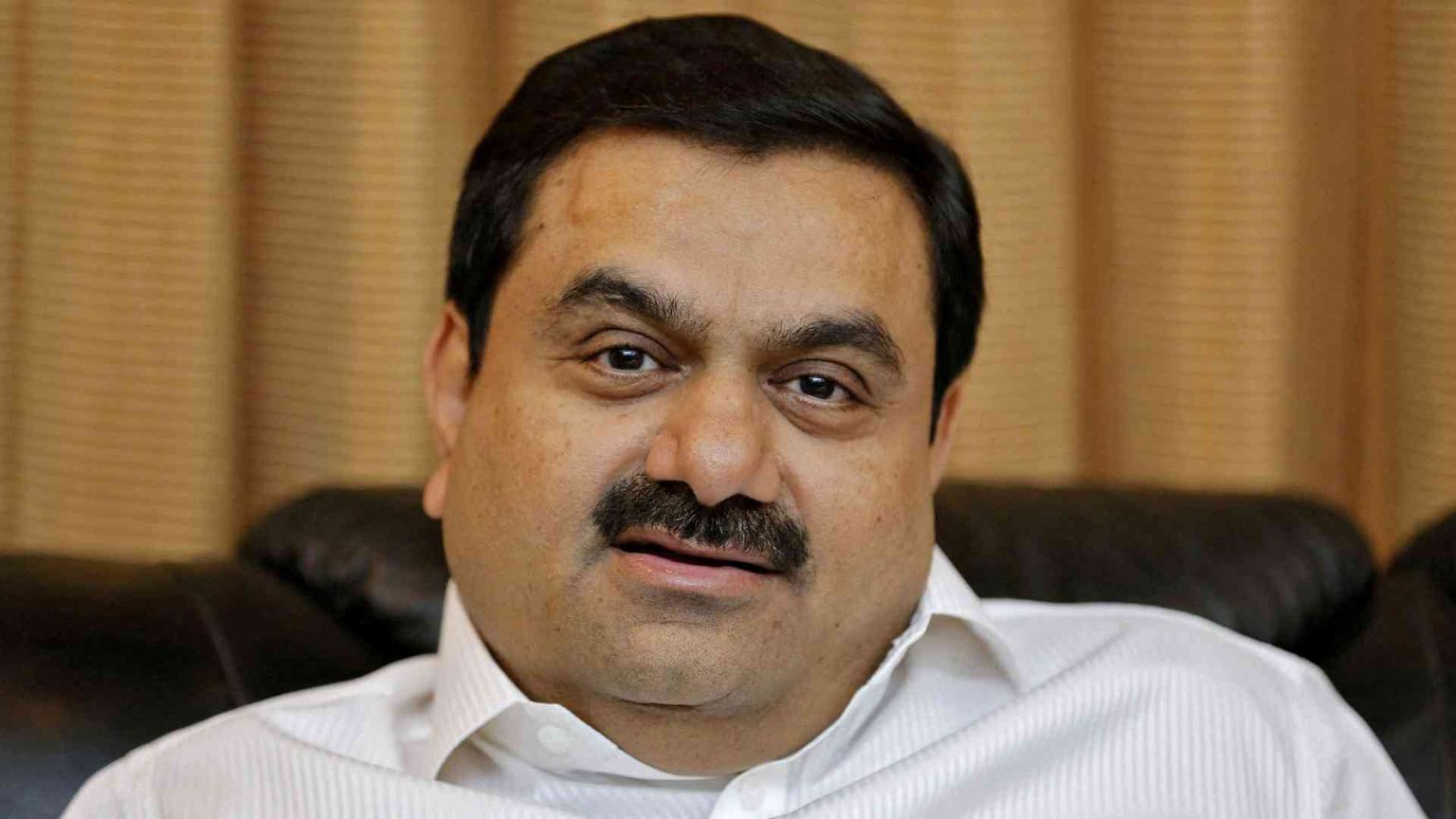 Scandalo corruzione, per l'indiana Adani Group: «55 miliardi di perdite»