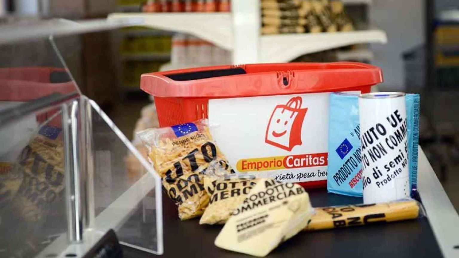 Un anno a fianco di cento famiglie a rischio di esclusione sociale