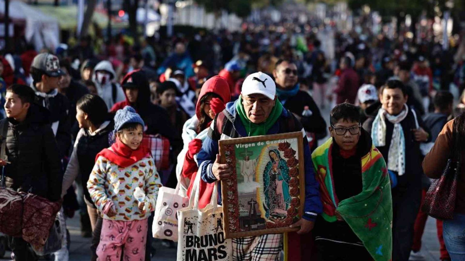 Il Papa: Maria ci invita a non aver paura