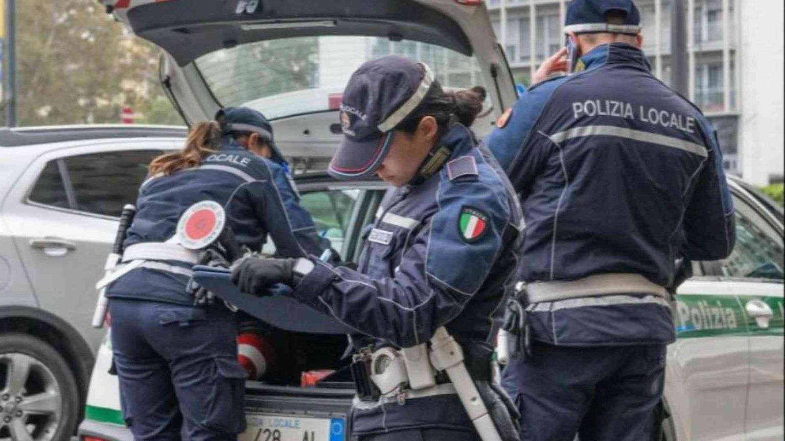 Cellulari, velocità, multe: ecco come cambia il codice della strada