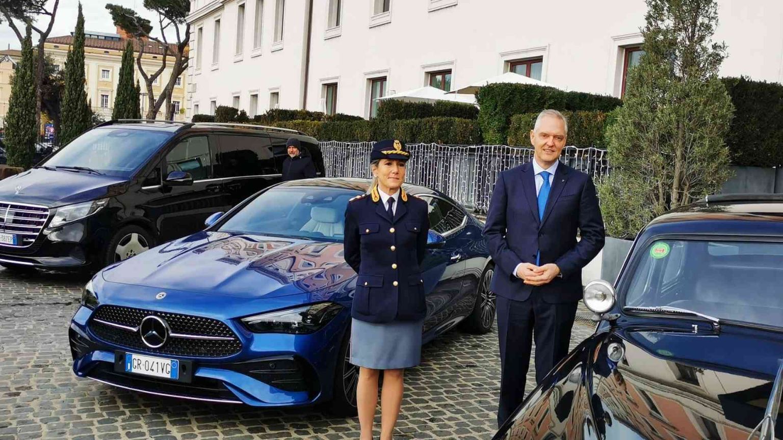 Centomila furti d'auto all'anno ma rubare una Mercedes ora è più difficile