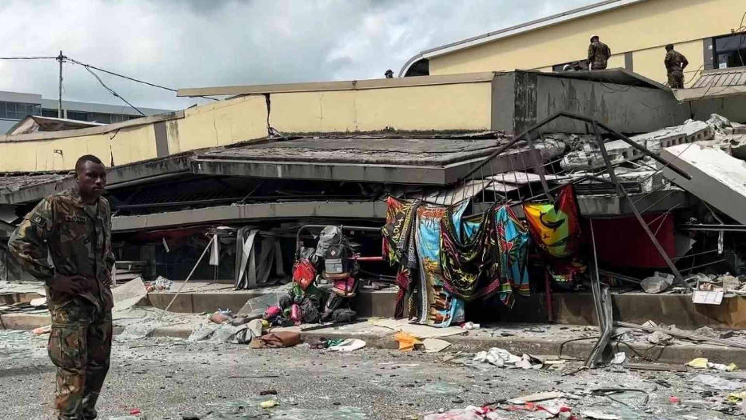 Terremoto al largo di Vanuatu, rientra l'allarma tsunami