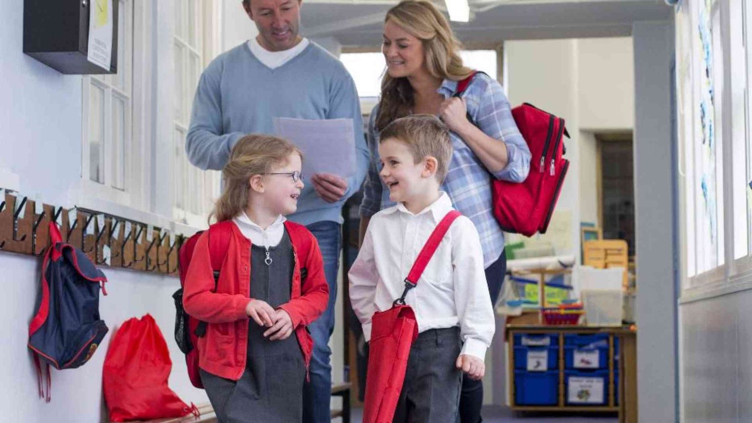 Gruppi WhatsApp dei genitori. Ecco perché sono deleteri per i figli