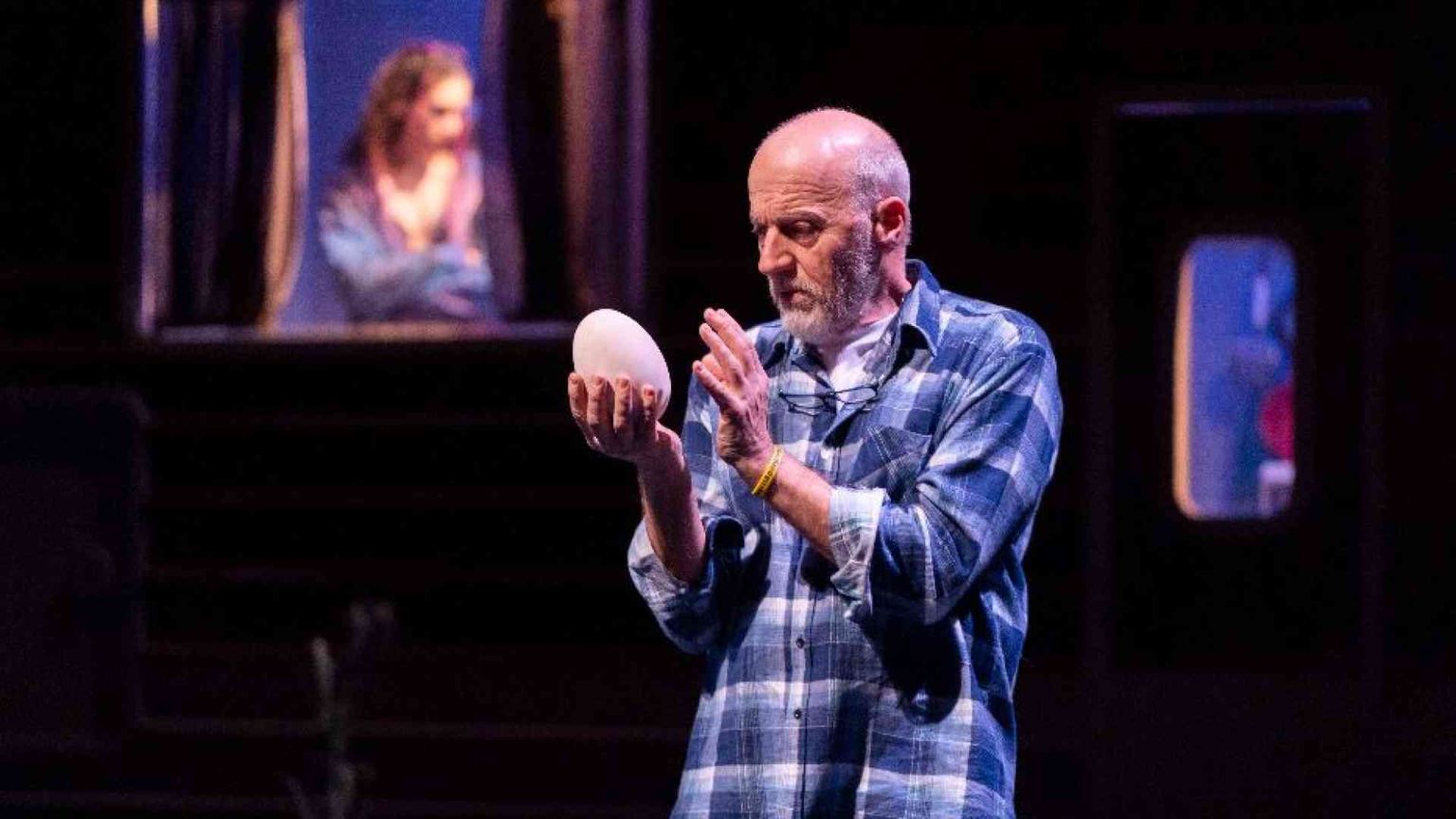 Paolini: «Sulla scena l'origine delle specie»