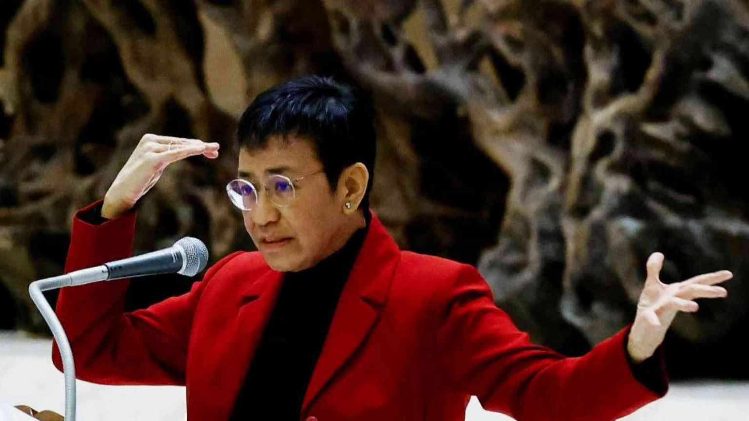 Maria Ressa: «Noi giornalisti, necessari purché responsabili» / Il VIDEO