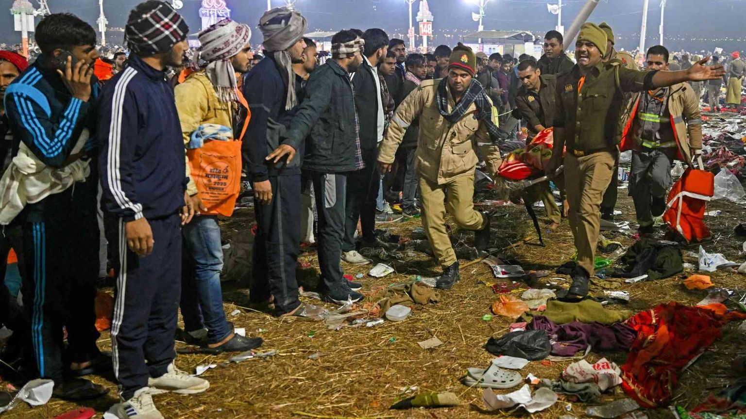 Ressa al pellegrinaggio indù: sono almeno 30 le vittime