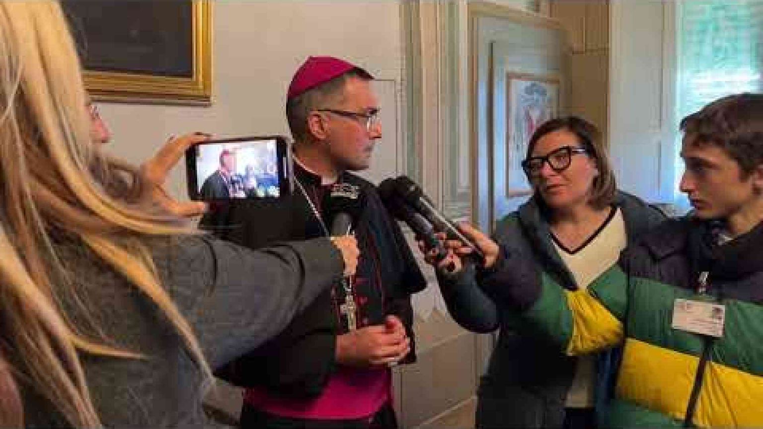 L’arcivescovo di Firenze: la priorità non è come morire, ma proteggere la vita