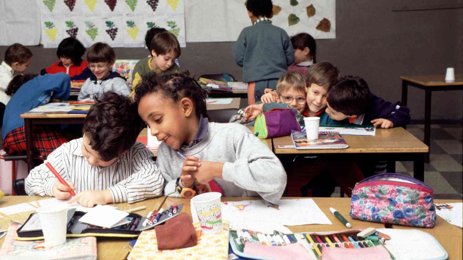 Stranieri in Italia verso quota 6 milioni. C'è un allarme minori soli