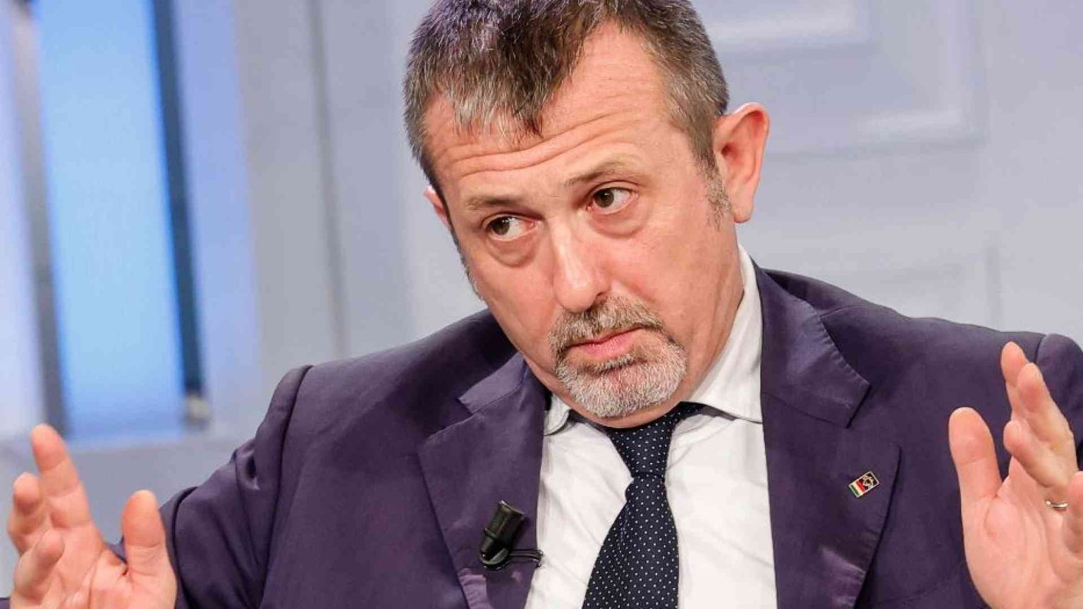 Delmastro condannato a 8 mesi per il caso Cospito: «Non mi dimetto»