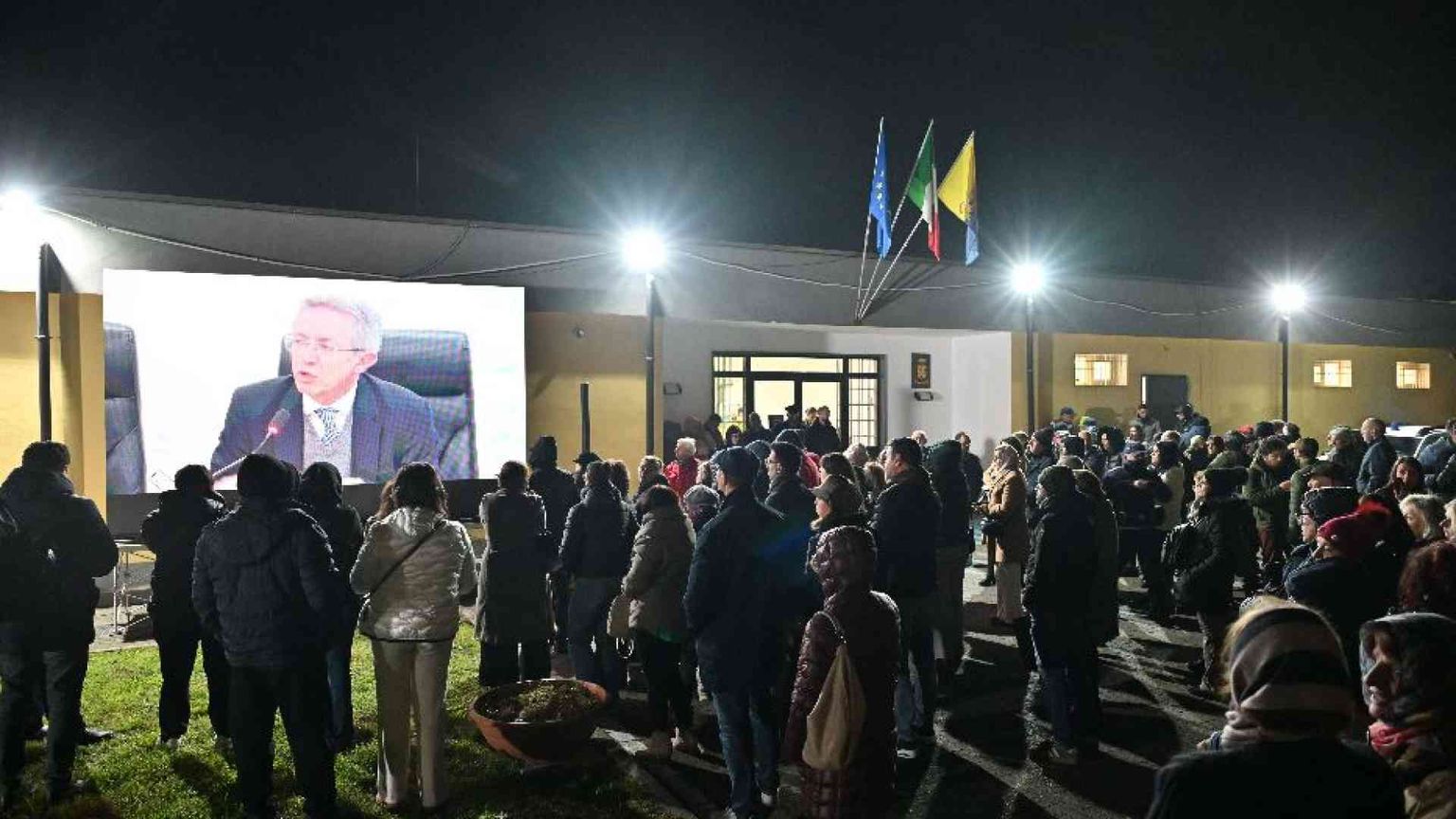 Scosse, paure, disagi: l'incubo infinito dei Campi Flegrei