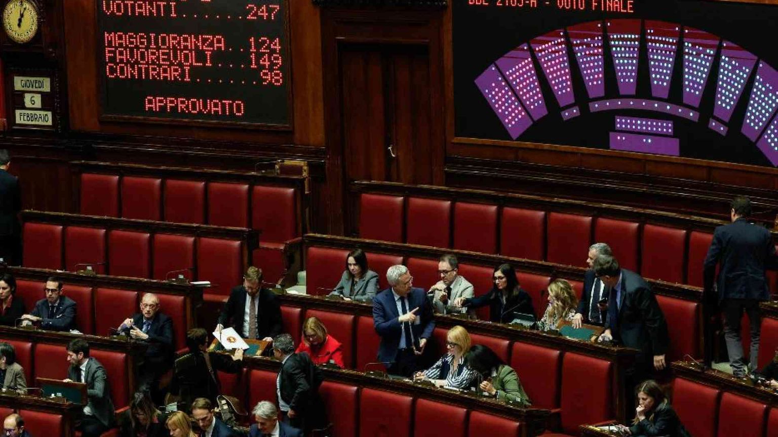 Suicidio assistito, legge in cerca di convergenze. Cure palliative cruciali