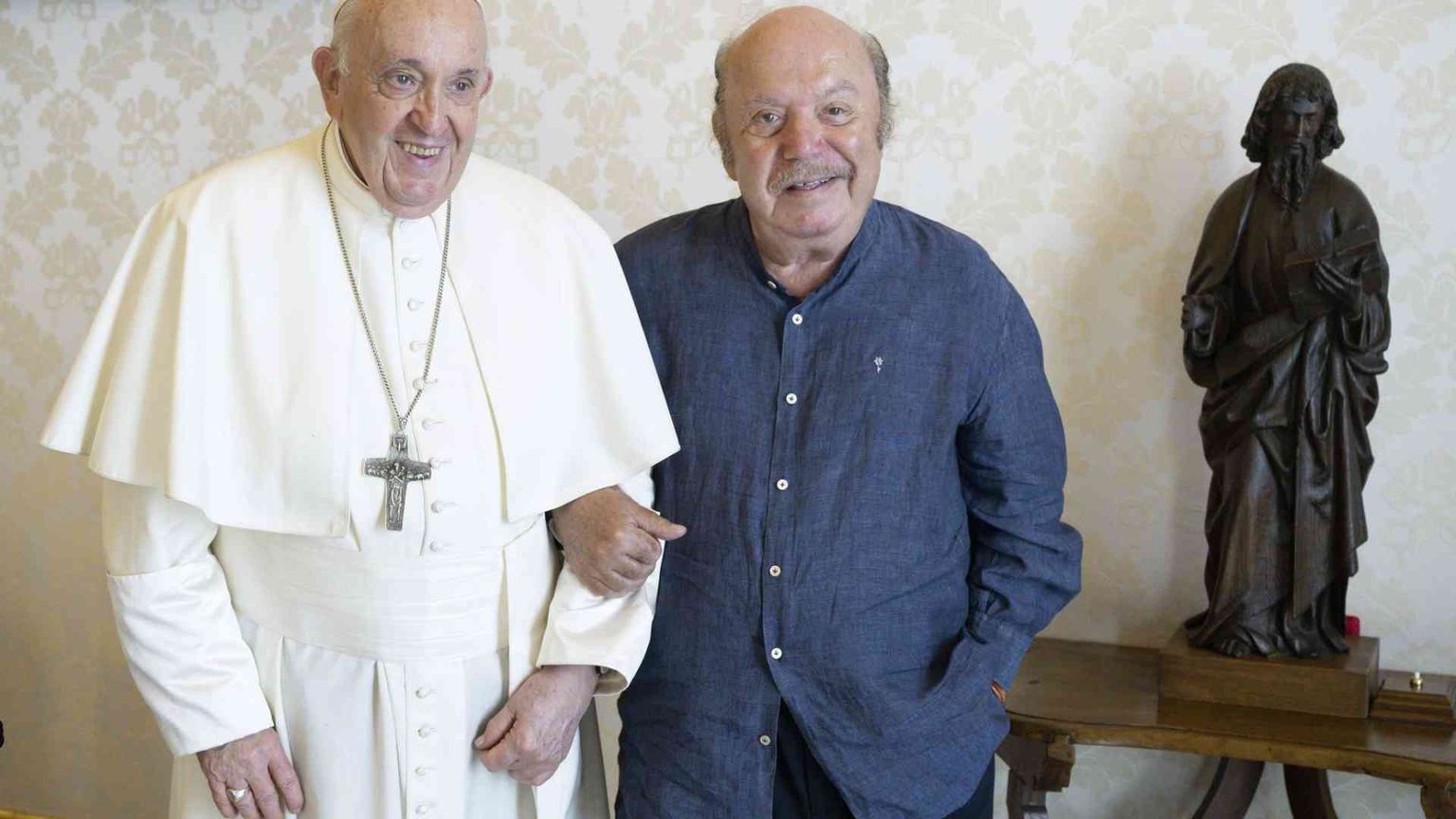 Lino Banfi: «Il mondo aspetta Francesco. Per lui ho pianto in questi giorni»