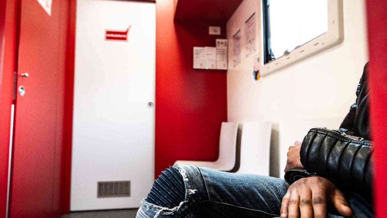 «Niente Sanità per figli di irregolari in Sicilia, Calabria, Campania, Veneto»