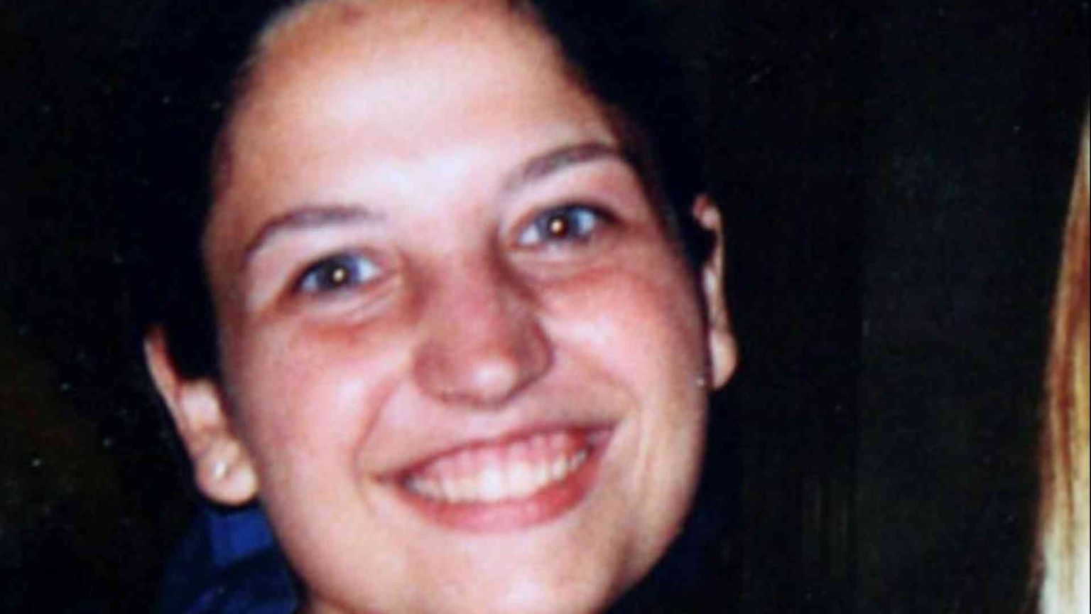 Riaperto il caso di Garlasco: tracce di Dna sotto le unghie di Chiara Poggi