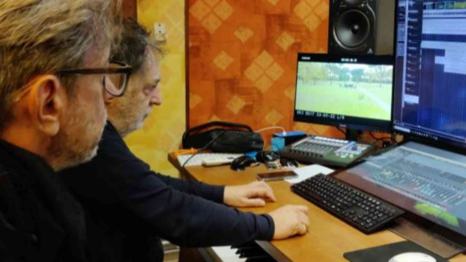 I compositori di colonne sonore dicono no all'intelligenza generativa nei film