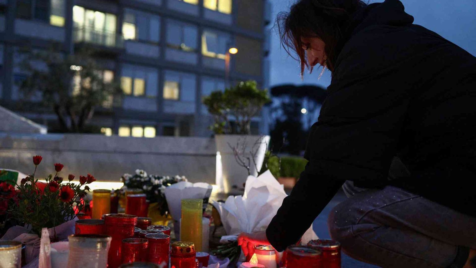 Notte tranquilla per il Papa. La torta per i 12 anni di pontificato